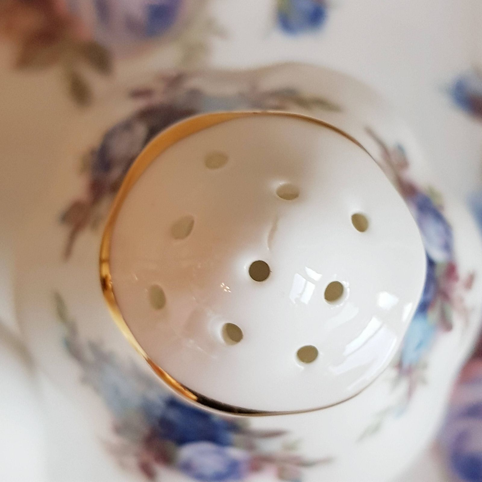 Royal Albert 'Moonlight Rose' Porseleinen Zout  En Peperstel Met Onderschotel, Engels Porselein, Vintage Serviesgoed photo vinterior