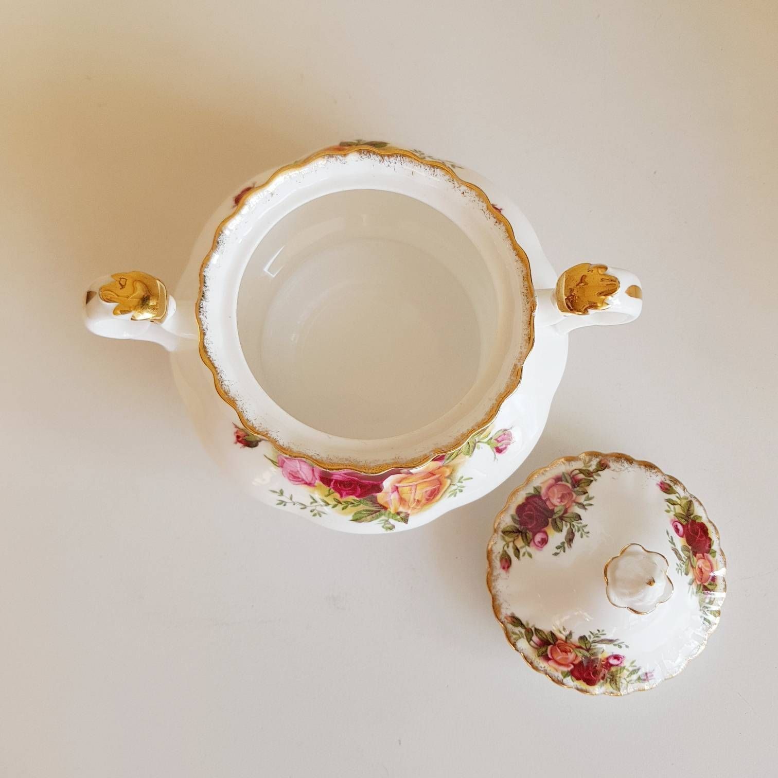 Royal Albert "Old Country Roses" Suikerpot Met Deksel photo 157.0
