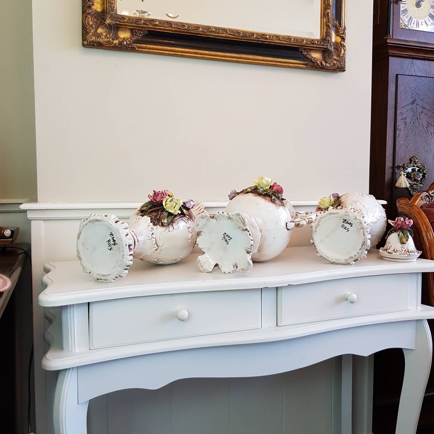 Vintage Trio Vazen – Handgeschilderd In Bassano Stijl – Grote Vazen – Mooi Woondecor – Videopresentatie photo vinterior