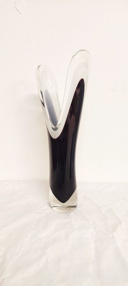 Crystal Vase By Paul Kedelv For Flygsfors Sweden 1950s photo for sale