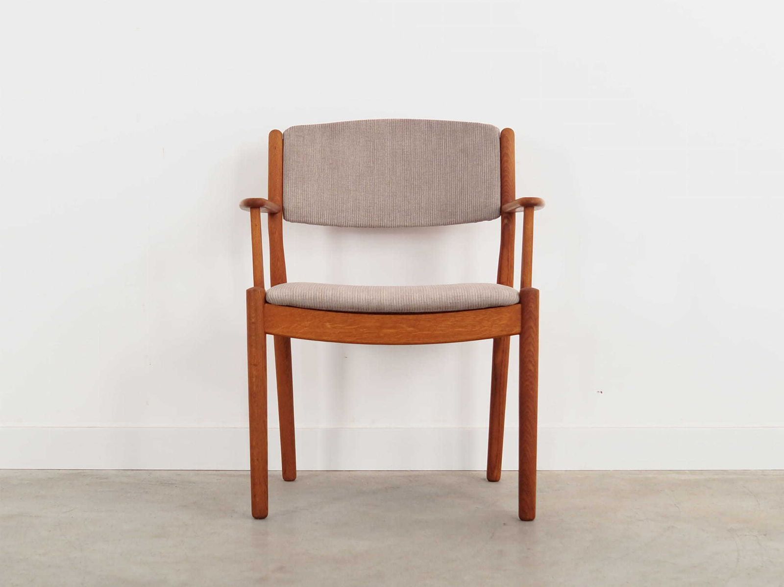 Oak Chair, Danish Design, 1960s, Designer: Poul M Volther, Manufacturing: Fdb photo furniture