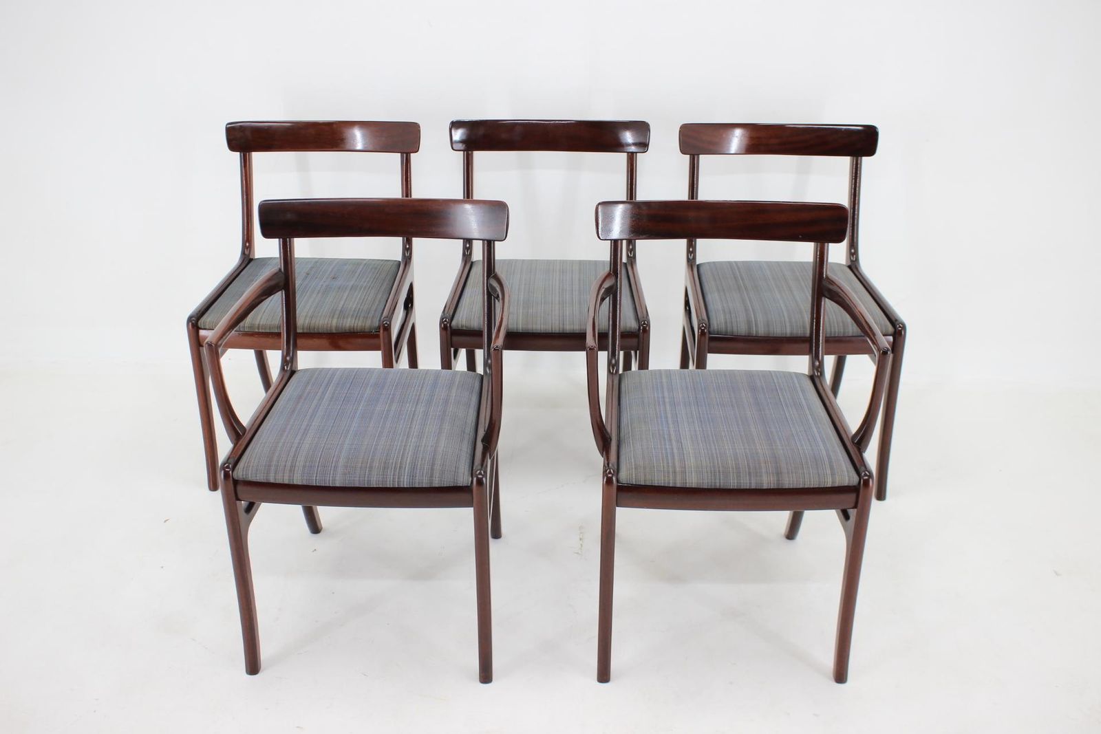 1950s Ole Wanscher Rungstedlund Chairs In Mahogany Denmark, Set Of 5 photo for sale