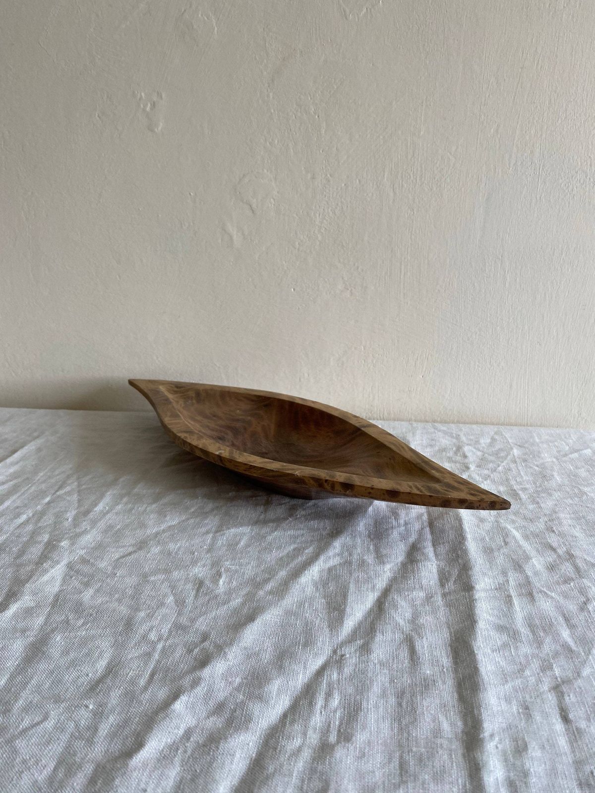 Mid Century Burr Wood Decorative Bowl / Curved Wooden Dish   Larger C.1970 photo vinterior