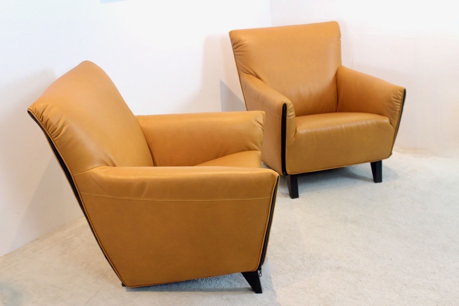 Artifort F330 Cordoba Lounge Chairs In Soft Ochre Leather By Gerard Van Den Berg
