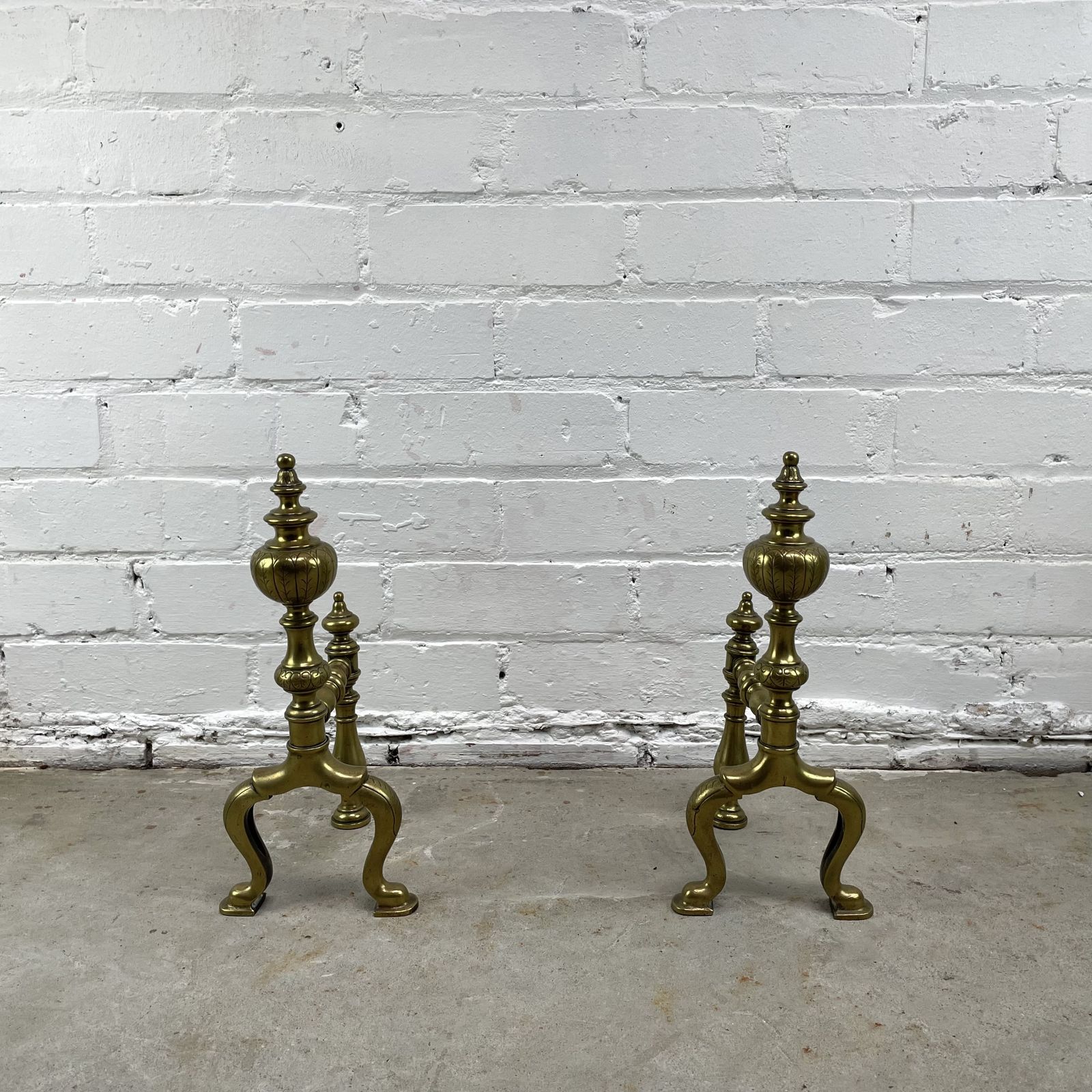 Pair Of Victorian Brass Fire Dogs photo 225.0