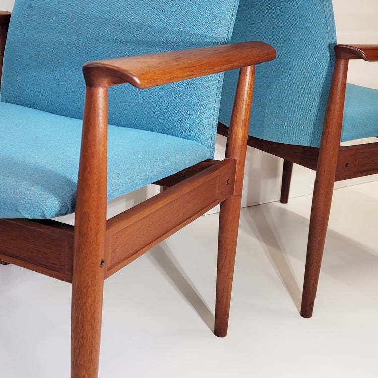 Finn Juhl Diplomat Chair Pair, 1960s photo Furniture