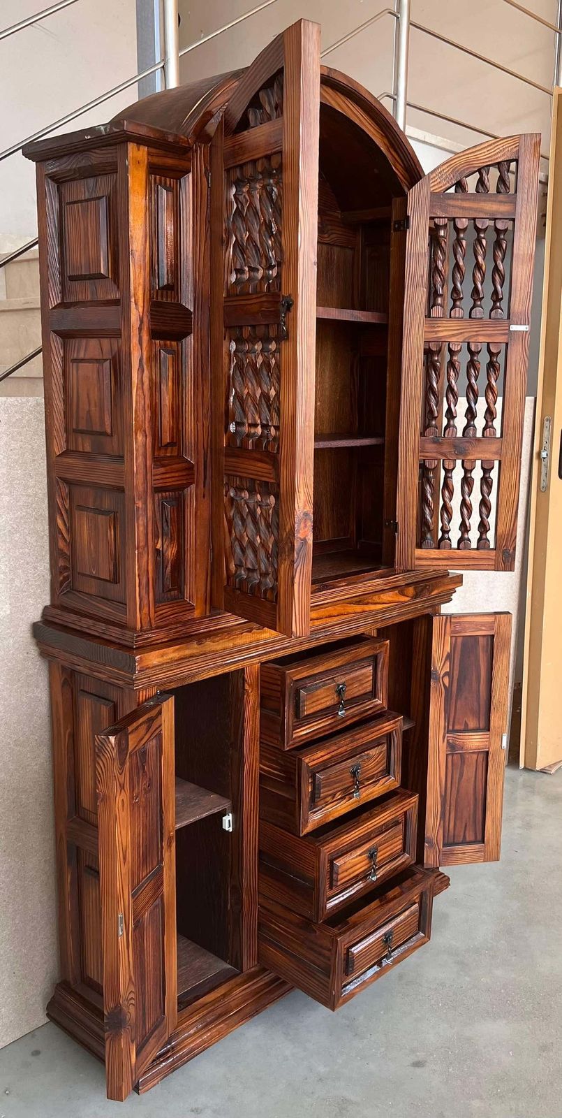 20th Century Cupboard Or Cabinet Pine Spain, Restored photo vinterior