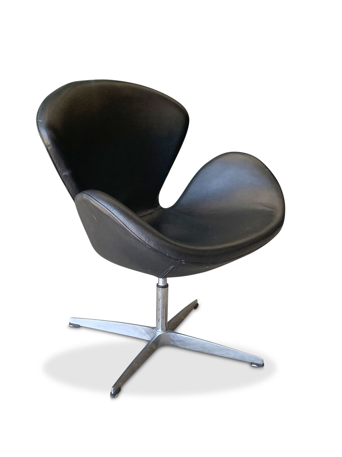 Arne Jacobsen Swan Chair (No Labels) On A Four Star Metal Base. Designed By Arne Jacobsen In 1958 Ol