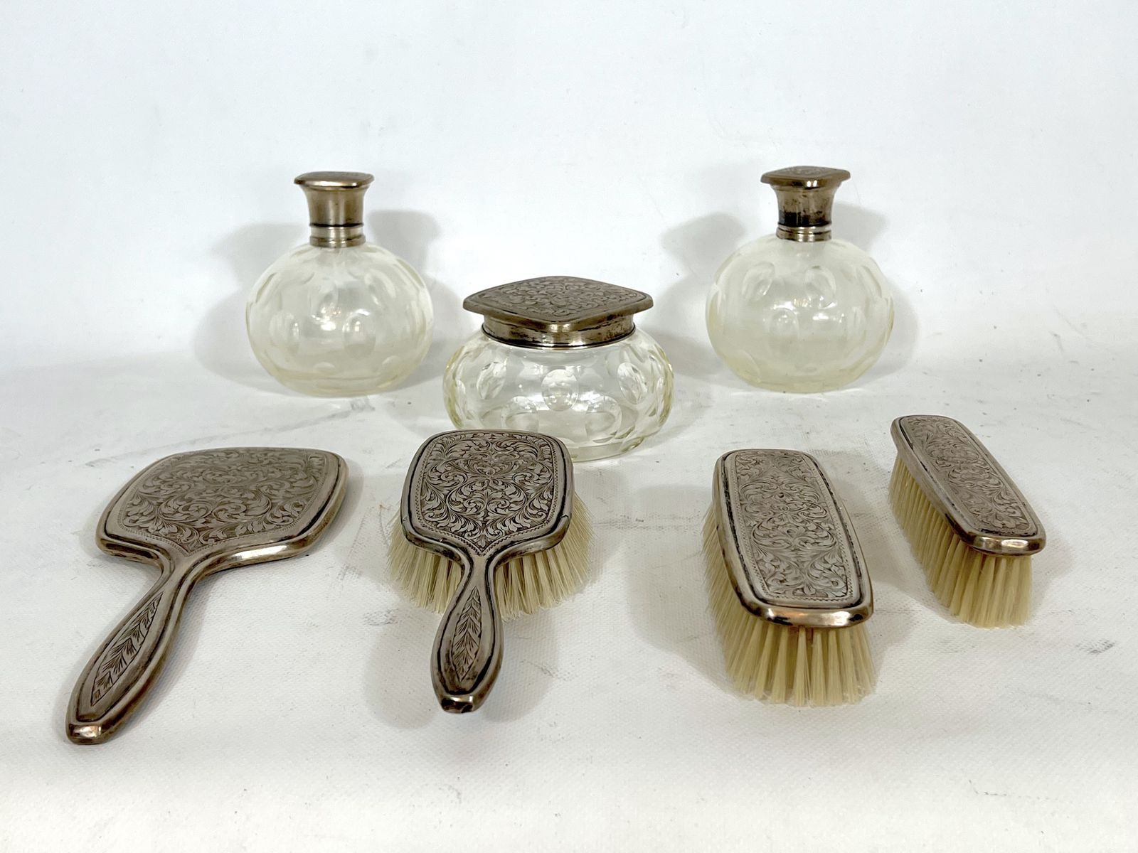 Mid Century Italian Toilet Set In Silver Plated And Blown Murano Glass From 40s