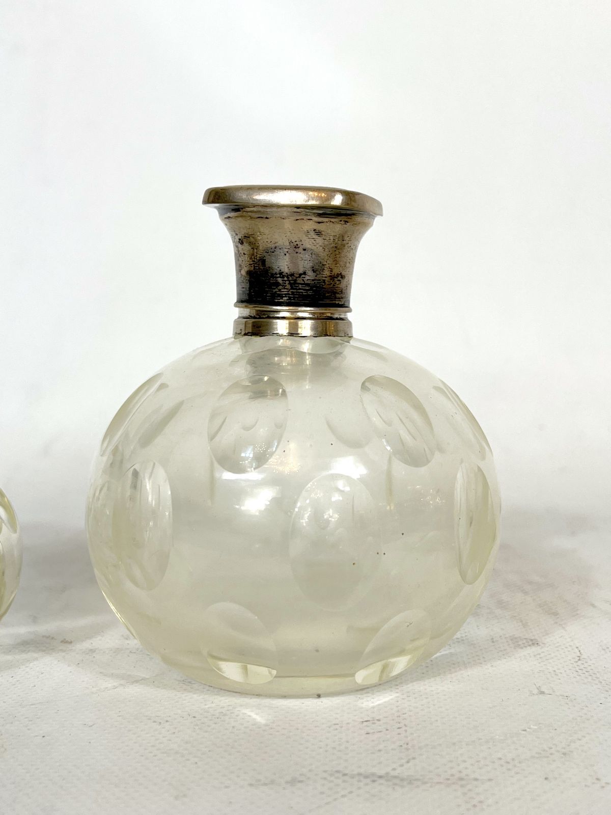 photo furniture Mid Century Italian Toilet Set In Silver Plated And Blown Murano Glass From 40s