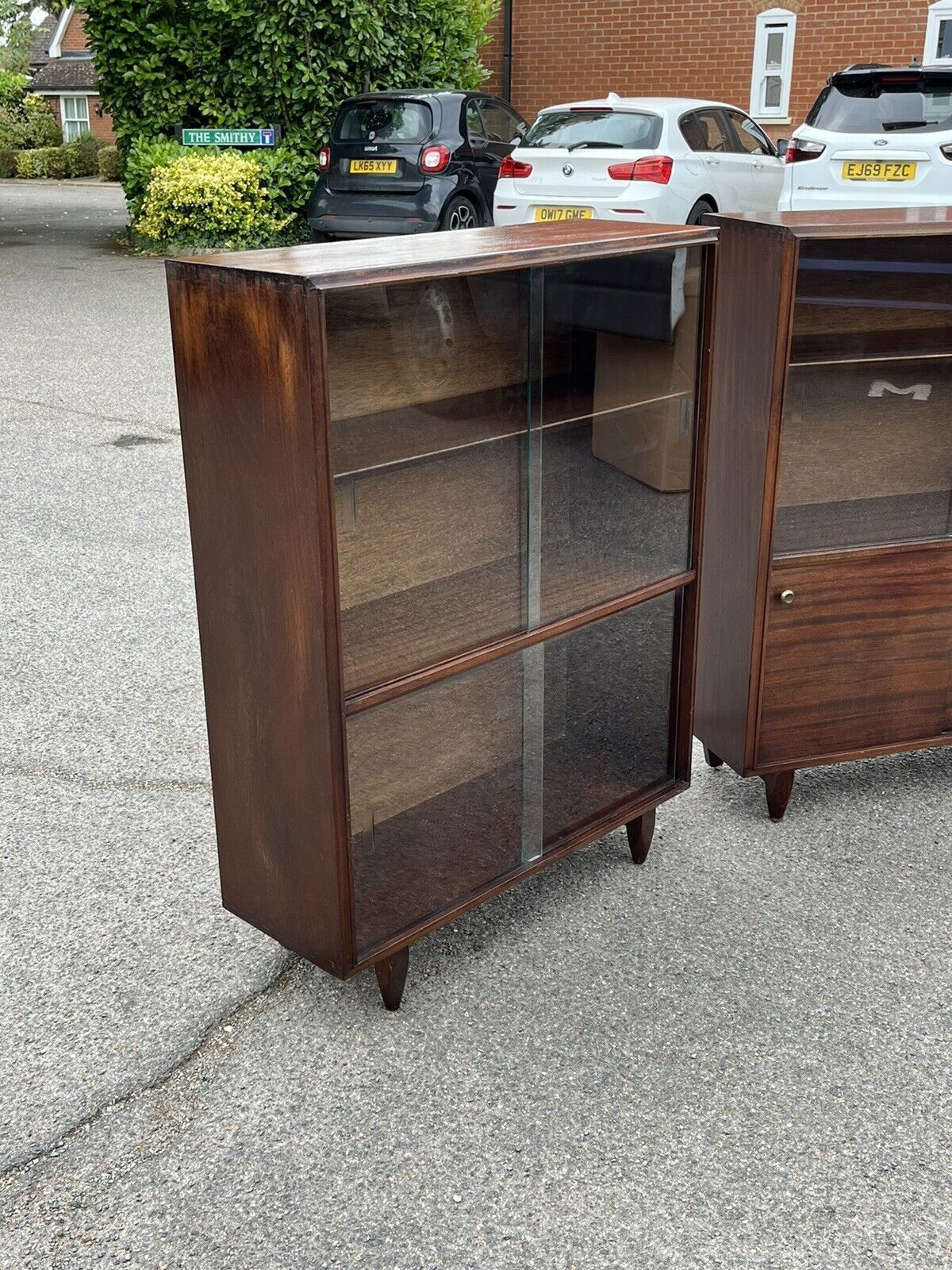 Mid Century Pair Of Bookcases By Beaver & Tapley photo vintage