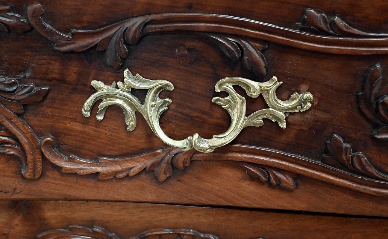 Nîmes Walnut Chest Of Drawers, Louis XV Period, 18th Century photo vintage