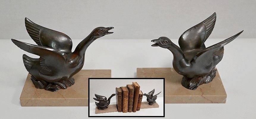 Pair Of Bookends, Swans In Patinated Metal On Marble   1930/1940
