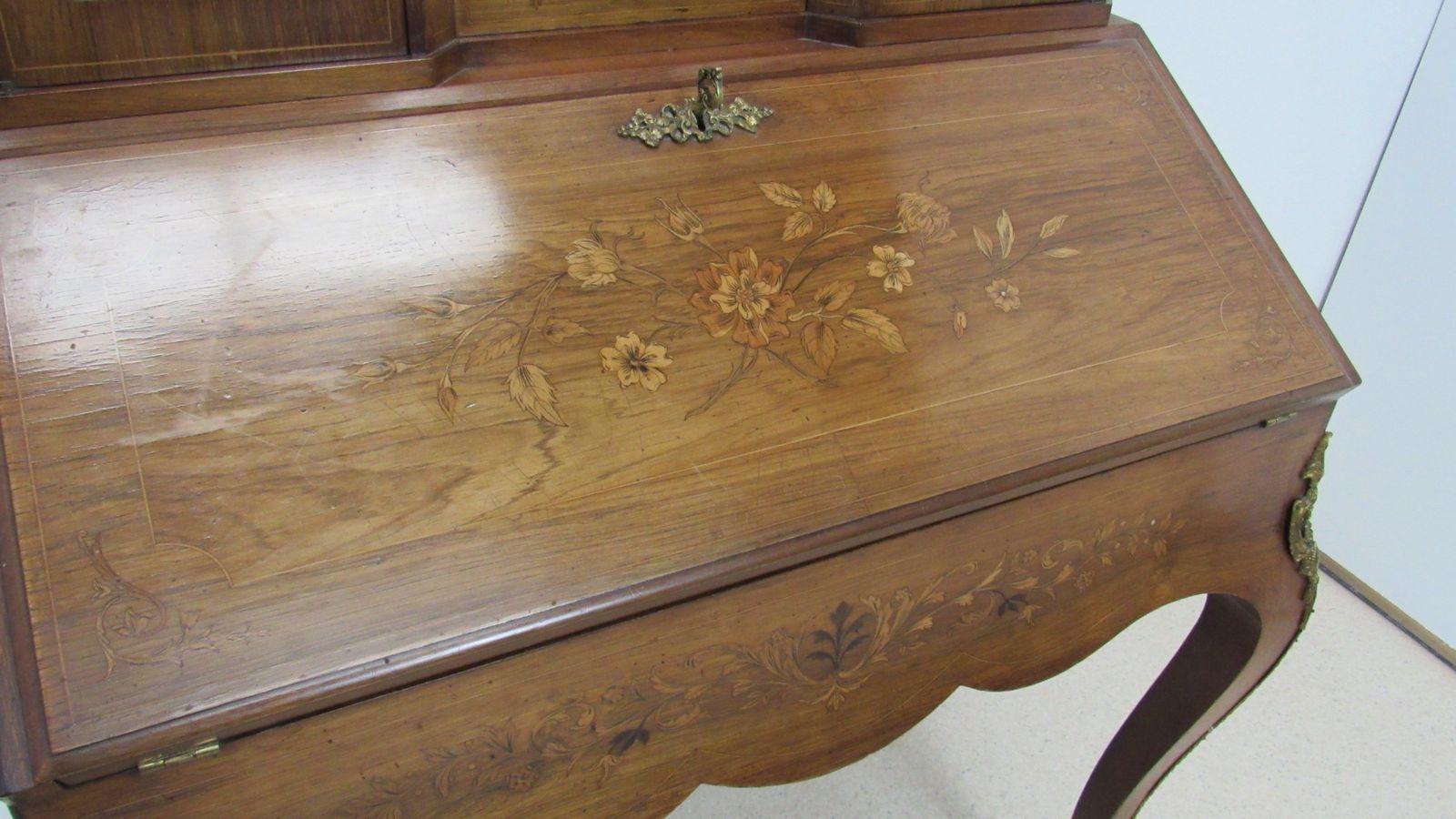 Lovely Walnut Ladies Desk, 1800s photo for sale