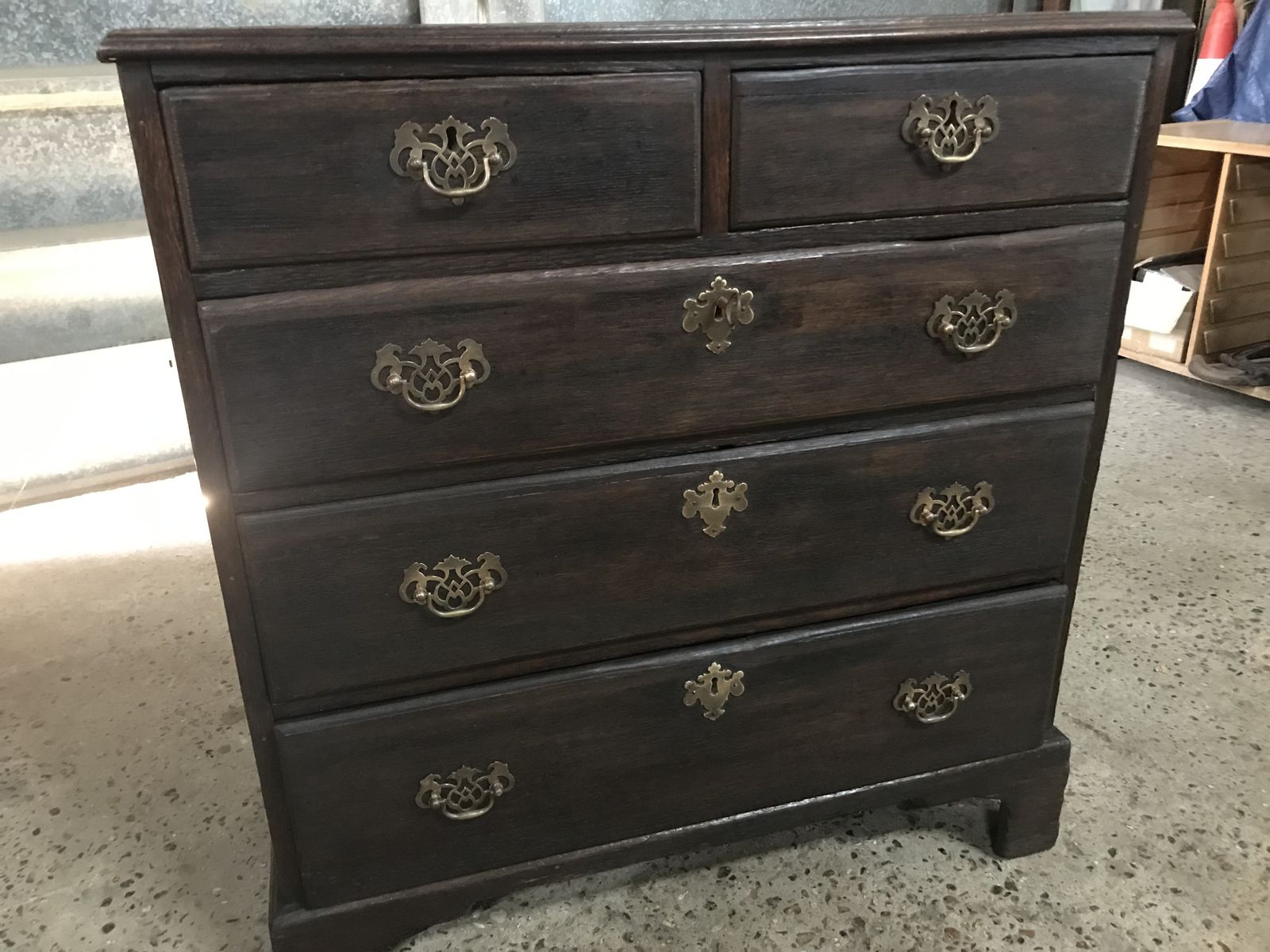 Furniture 18th Century Oak Chest Of Drawers With Key photo