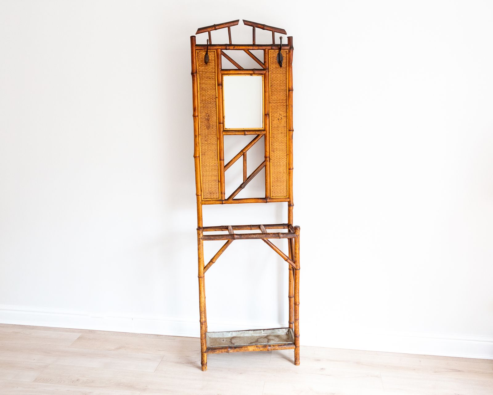 photo furniture Boho Bamboo Hall Stand Mirrored Coat Rack With Umbrella Stand Stick Stand Chinoiserie French Mid Century Aesthetic Movement