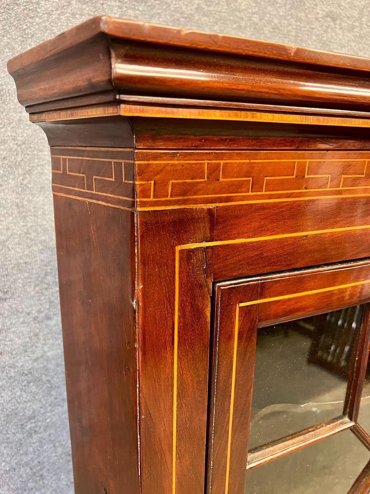 George III Mahogany & Inlaid Hanging Corner Cupboard photo for sale