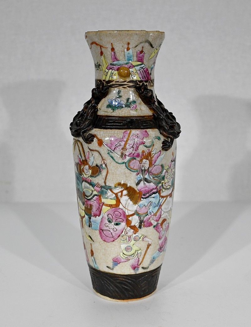 Nanjing Porcelain Vase, China, Late 19th Century photo furniture