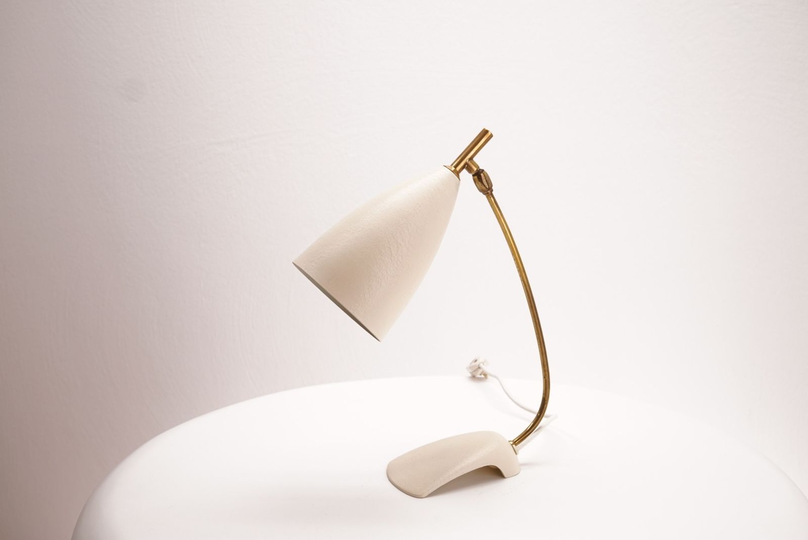 White Table Lamp In The Style Of Stilnovo photo furniture