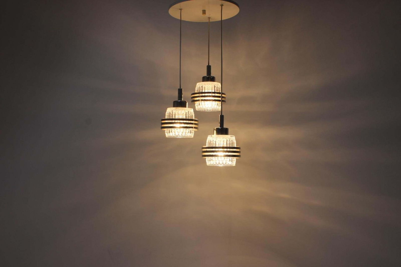 Mid Century Adjustable Glass Chandelier By Pokrok Zilina, 1970s photo vintage