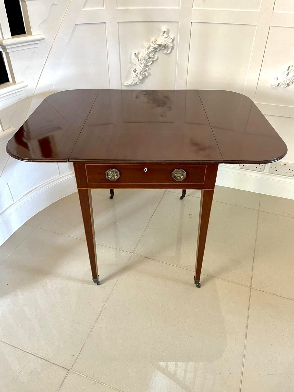 Antique George III Quality Mahogany Inlaid Pembroke Table photo 1595.0