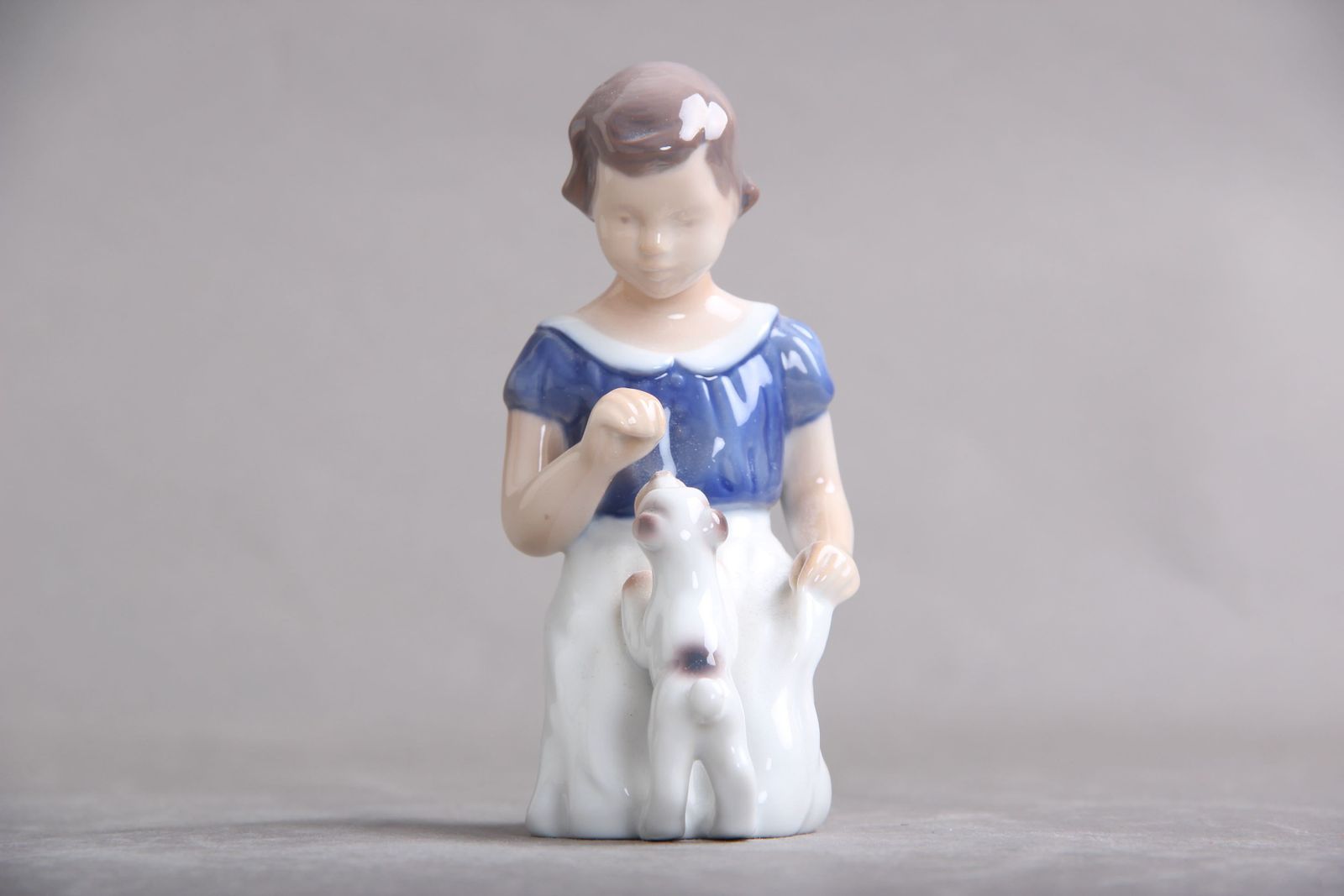 Bing & Grondahl, Girl With Small Dogs, Model B&G 2316 Designed By Vita Thymann And Produced Between 1970 And 1982 photo Home Decor