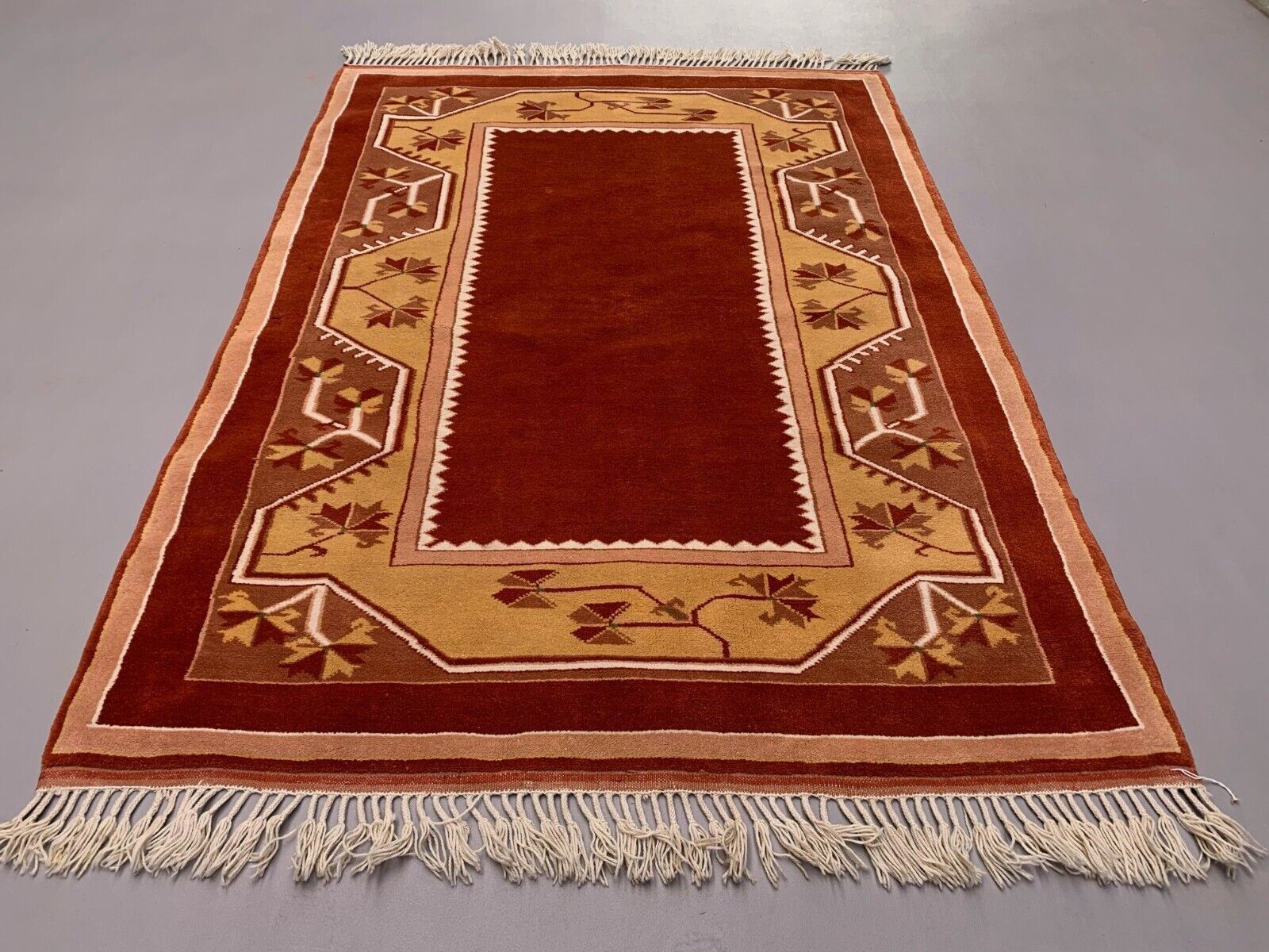 Old Turkish Milas Rug 200x142 Cm Vintage Carpet Ushak Region Beige Rust Medium photo furniture