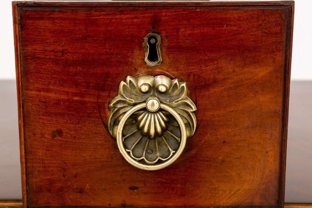 Antique Knee Hole Desk   Georgian Mahogany 18th Century photo 1895.0