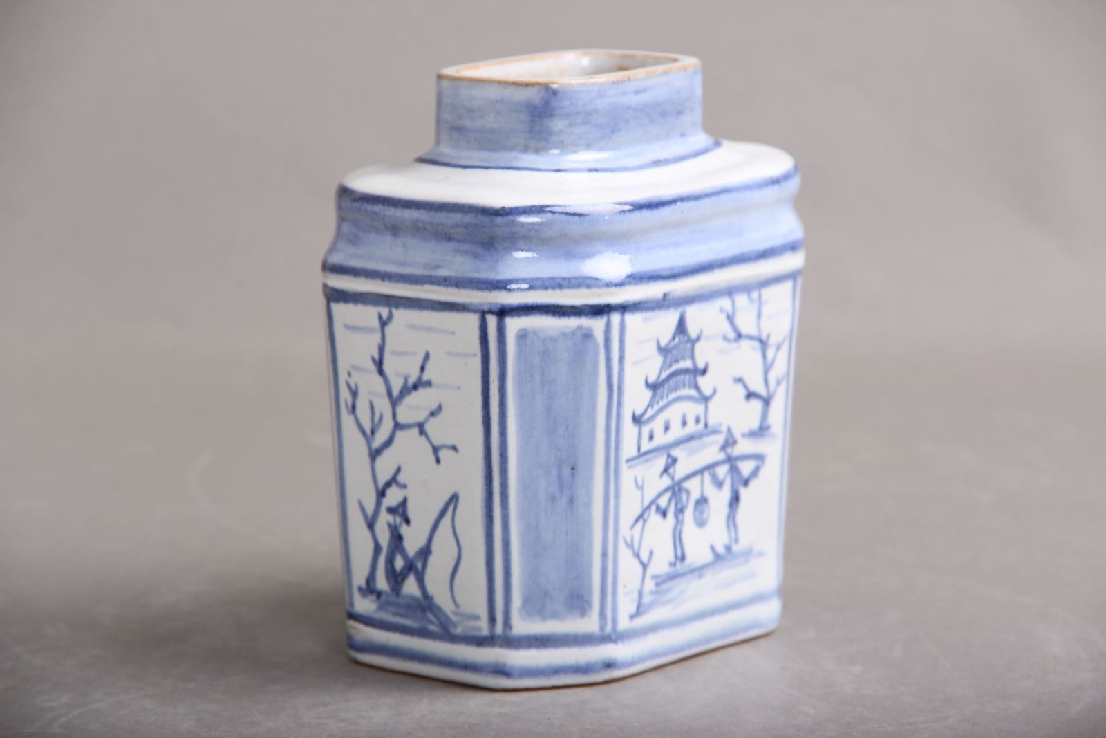 L Hjorth Ceramic Jar Or Vase, Model Z 60,  Design By Gertrud Maria Rosa Kudielka Austrian/Hungarian Born, photo for sale