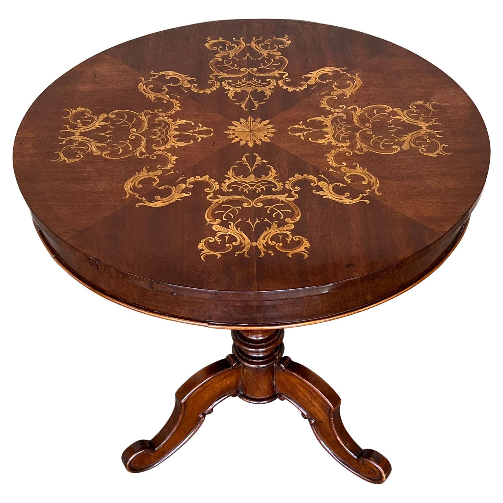 Table italienne ronde à pied central et marqueterie, XIXe siècle