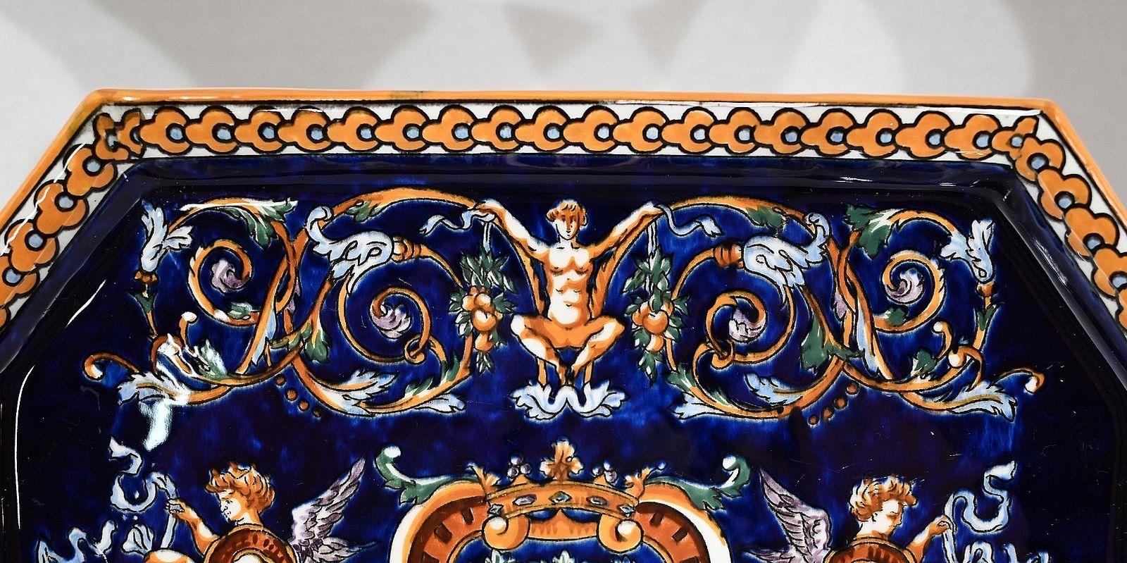 Tray And Vases In Gien Earthenware, Renaissance Style, Early 20th Century photo 1184.5