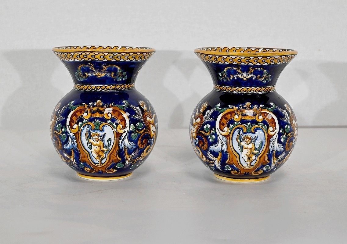 photo furniture Tray And Vases In Gien Earthenware, Renaissance Style, Early 20th Century