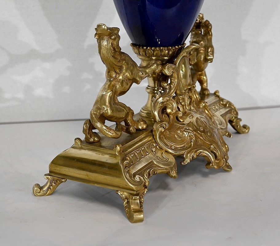 photo vinterior Important Gilt Bronze Fireplace Trim, Louis XVI Style, 20 Th