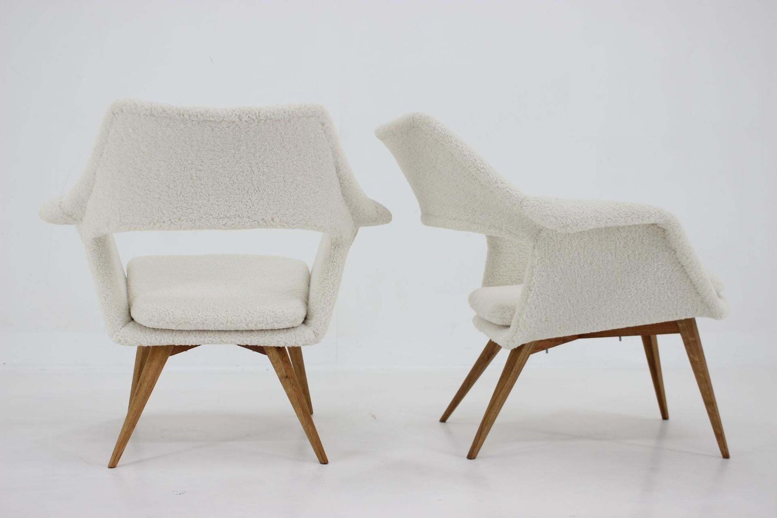 1960s Pair Of Rare Miroslav Navratil Shell Lounge Chairs In Sheepskin Fabric, C photo 2162.0