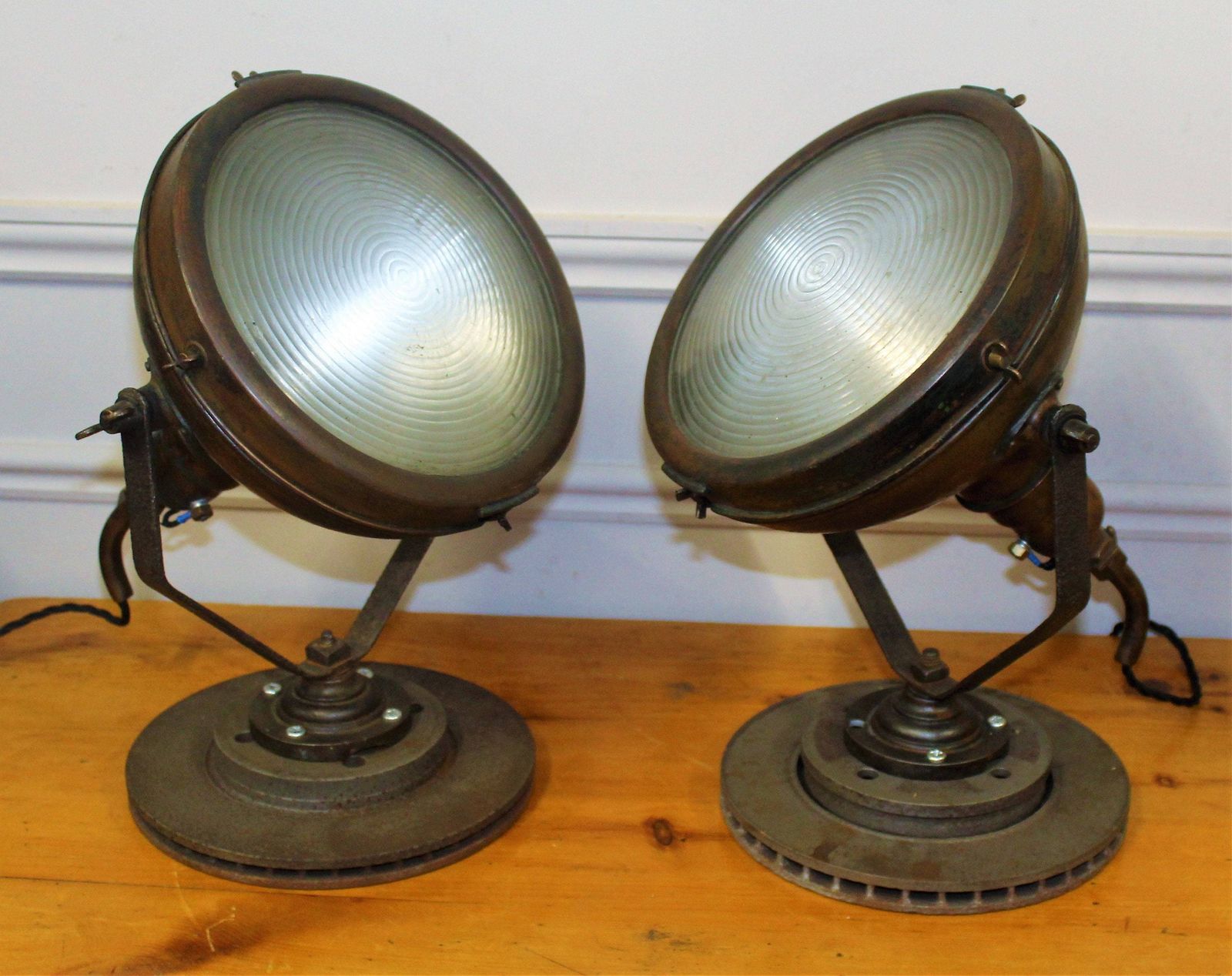 Antique Bozal Cooper Floodlight Industrial Light Retro Antique Lamp Lighting Mancave Spotlight Metal Desk Office Vintage photo for sale