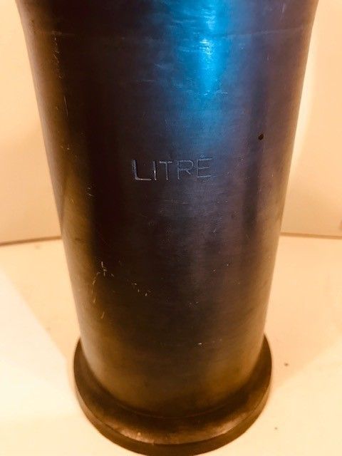 A Set Of 7 French Graduated Pewter Measures 1 Litre To 1 Centilitre photo furniture