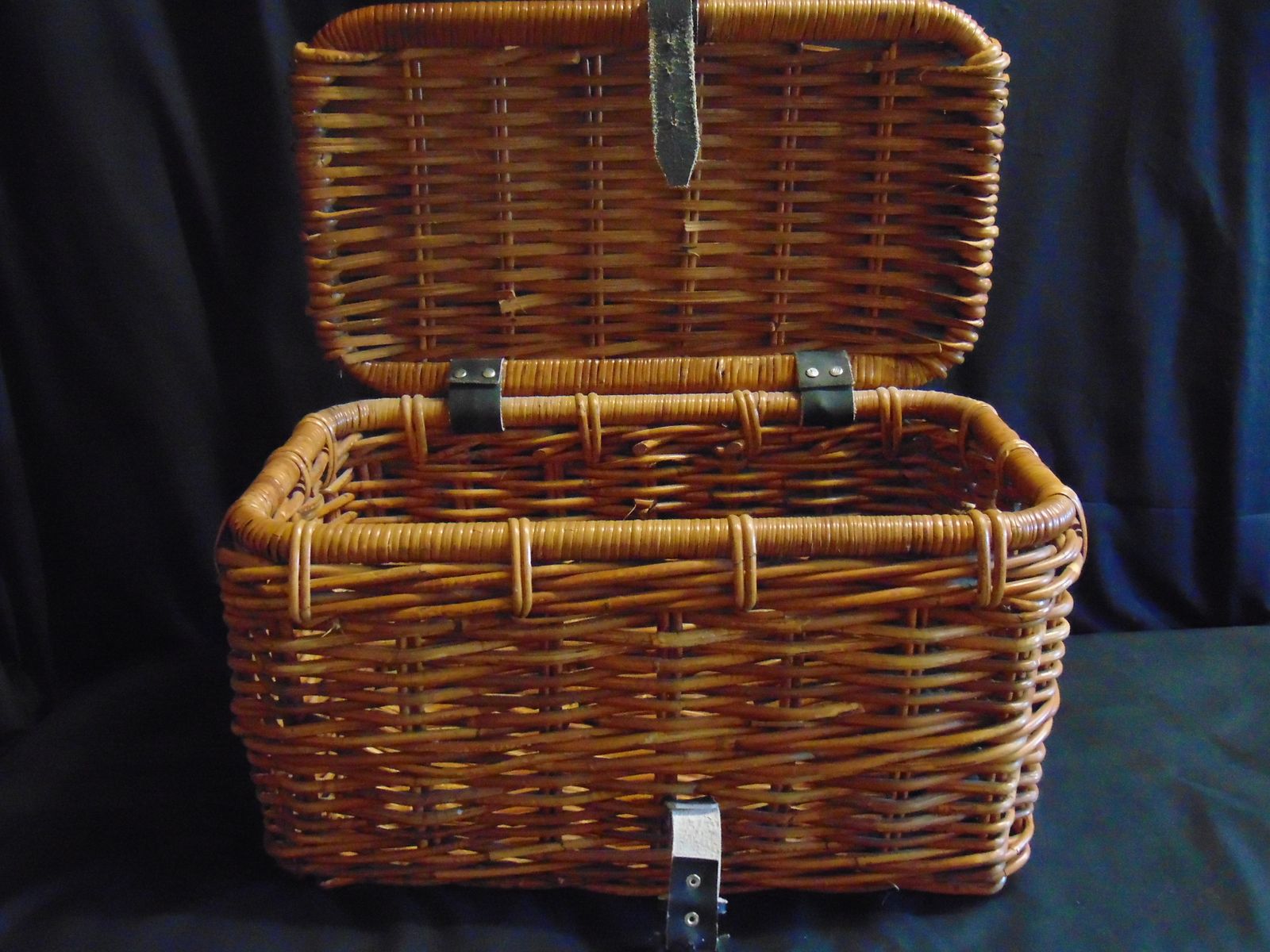 Vintage Wicker Basket Fishing Creel photo buy
