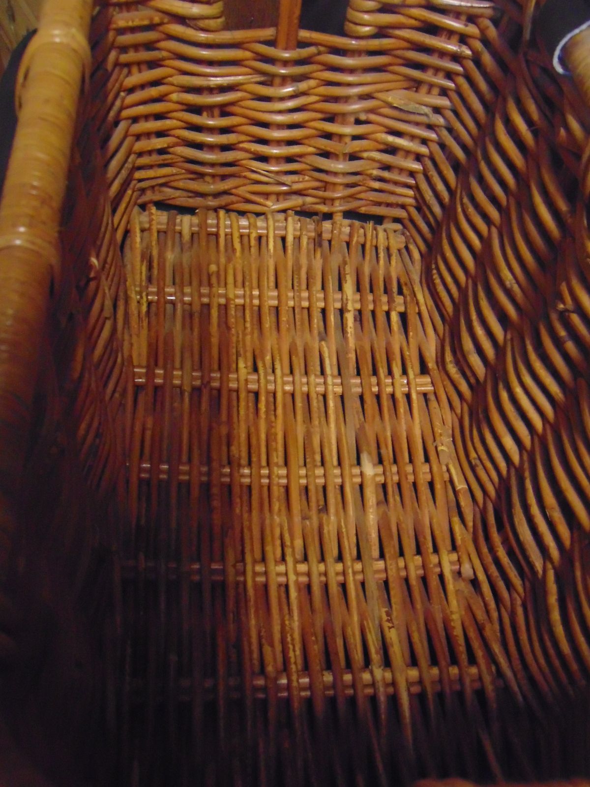 photo furniture Vintage Wicker Basket Fishing Creel