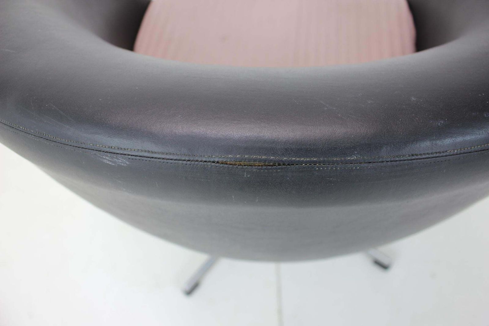 Swivel Chair, 1970s Cechoslovakia photo vintage