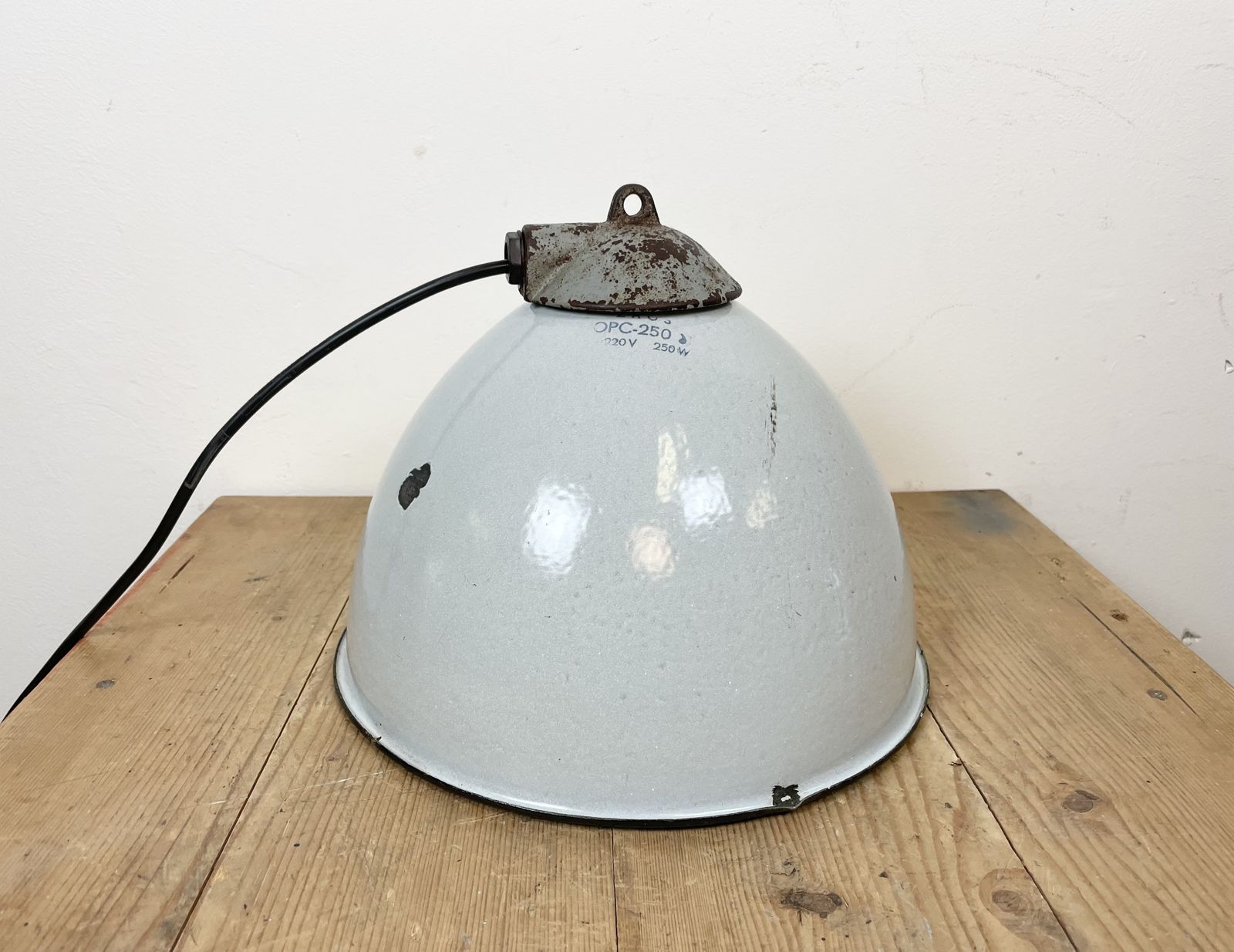 Industrial Grey Enamel Factory Lamp With Cast Iron Top From Zaos, 1960s photo buy