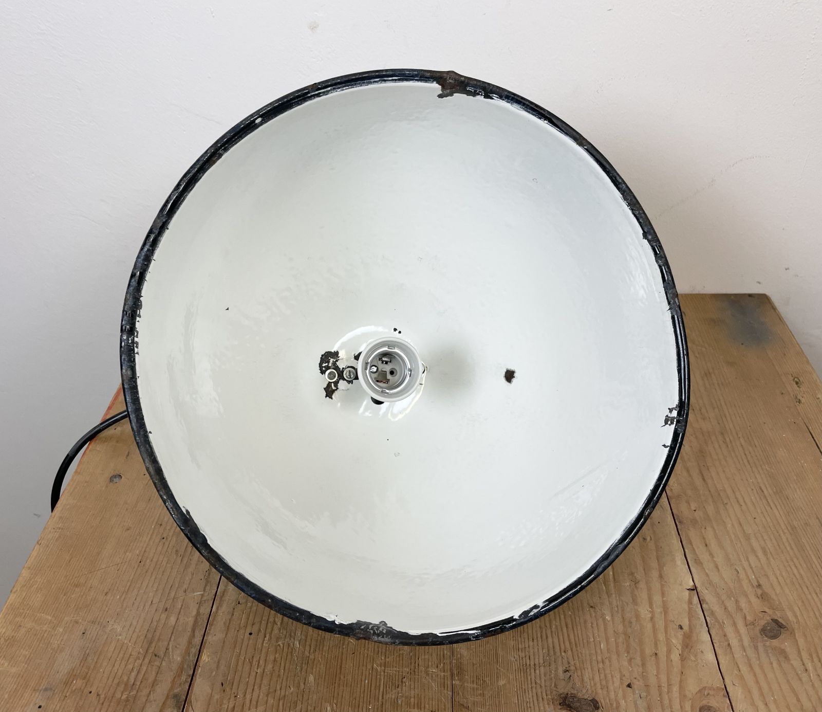 photo buy Industrial Grey Enamel Factory Lamp With Cast Iron Top From Zaos, 1960s