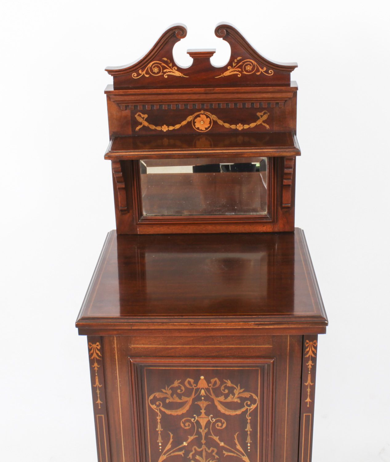 photo vinterior Pair Edwardian Mahogany Marquetry Bedside Chests 19th C