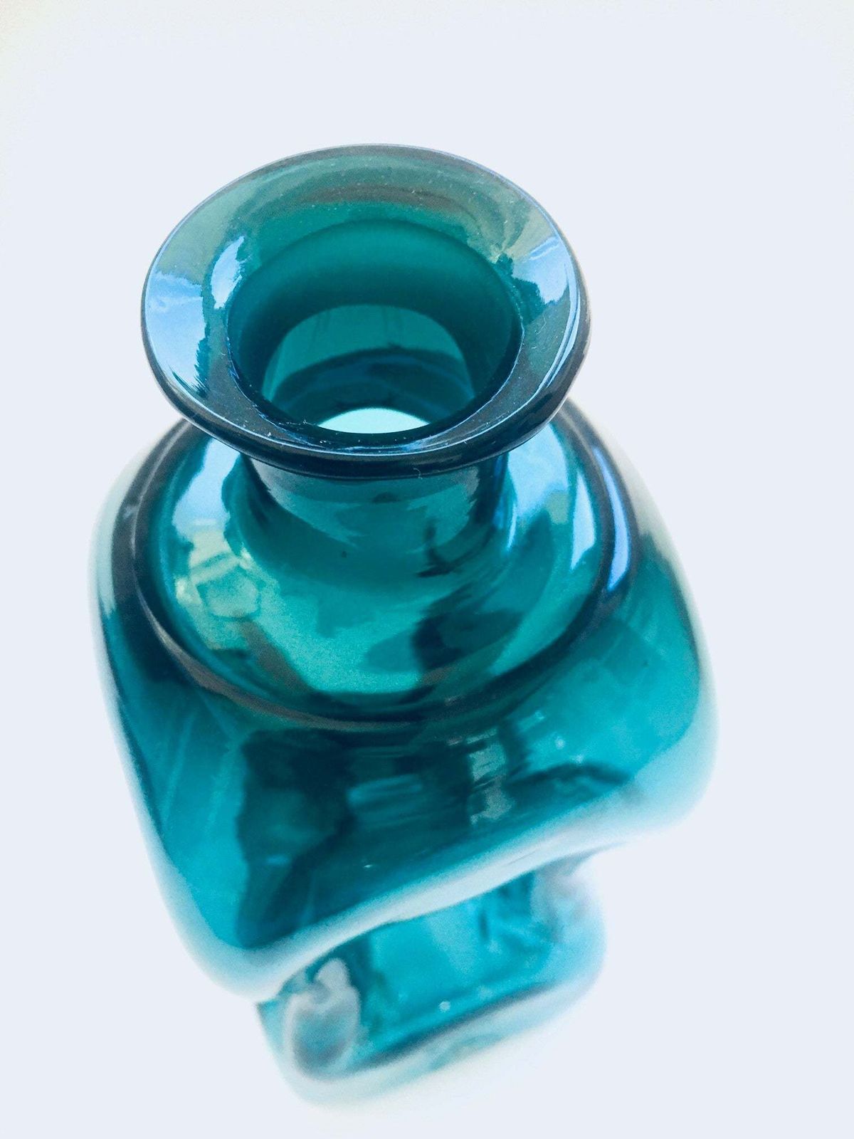 photo furniture Midcentury Glass Kluk Kluk Pinched Decanter By Riihimaki Suomi Finland 1960's