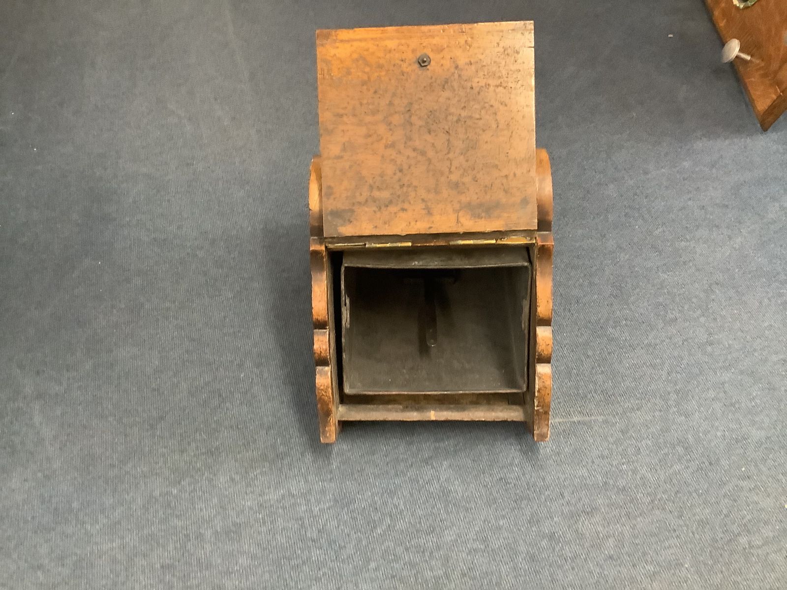 Victorian Mahogany Brass Coal Scuttle photo for sale