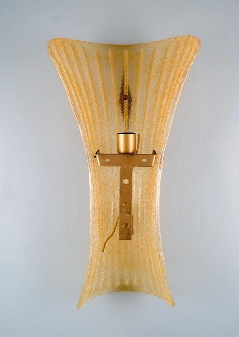 Barovier And Toso, Venice, A Pair Of Giant Wall Lamps In Fluted Art Glass photo buy