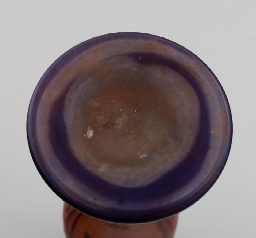 photo furniture Muller Frères, France, Vase In Smoky And Dark Art Glass, 1920s