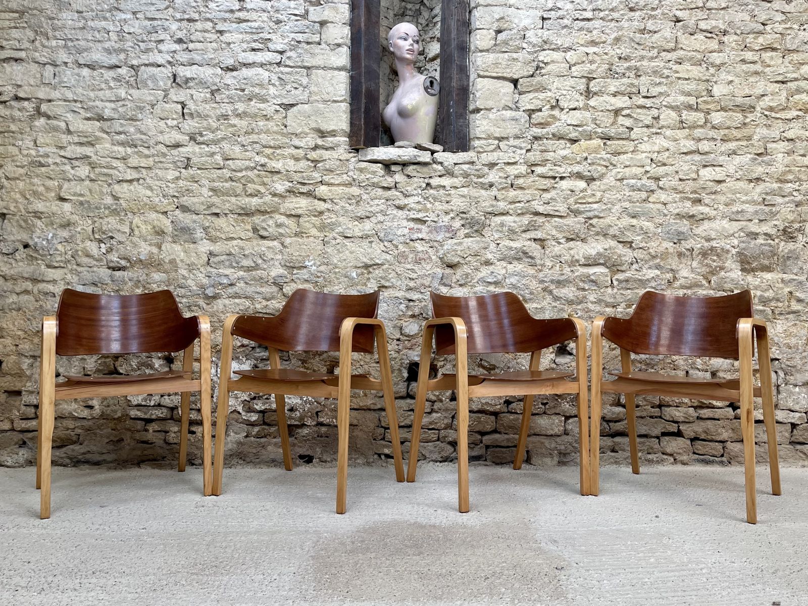 Set Of Four Mid Century Modern Wood Dining Chairs. Set Of 4 Chairs Plywood And Beach  And Ply Wood Bentwood Chairs 1950s