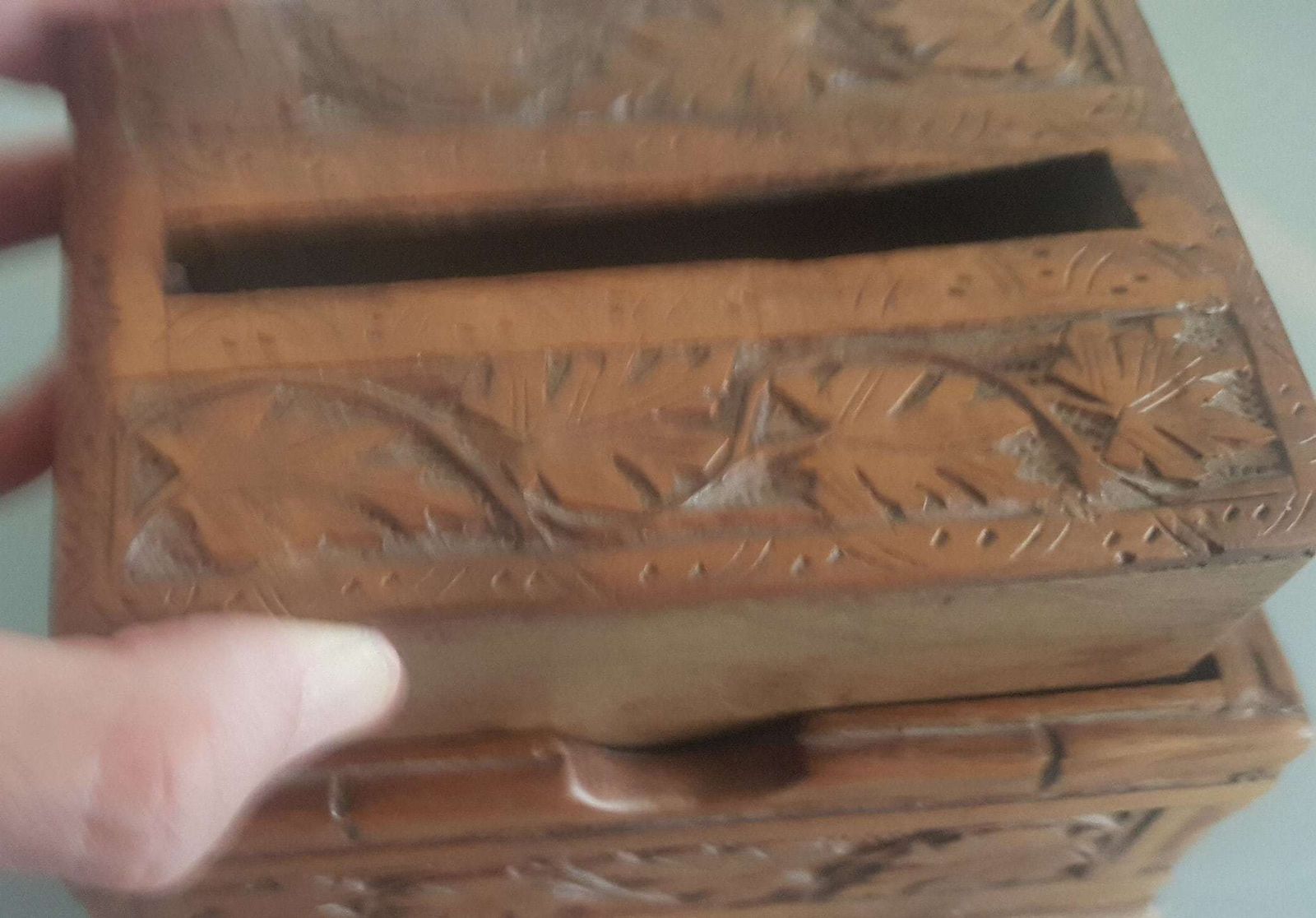 Wooden Cigarette Box Hand Carved Pop Up Dispenser Vintage Leaf & Vine Design English Folk Art Treenware Made In England Vintage Box 1920's photo Home Decor