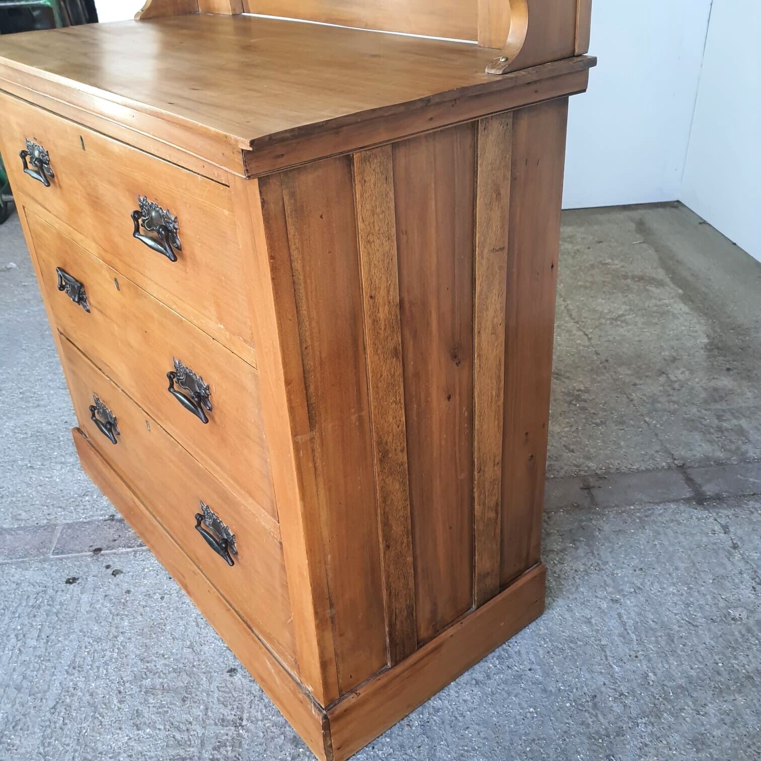photo furniture Antique Walnut Art Nouveau Dressing Drawers Mirror Dressing Table Bedroom