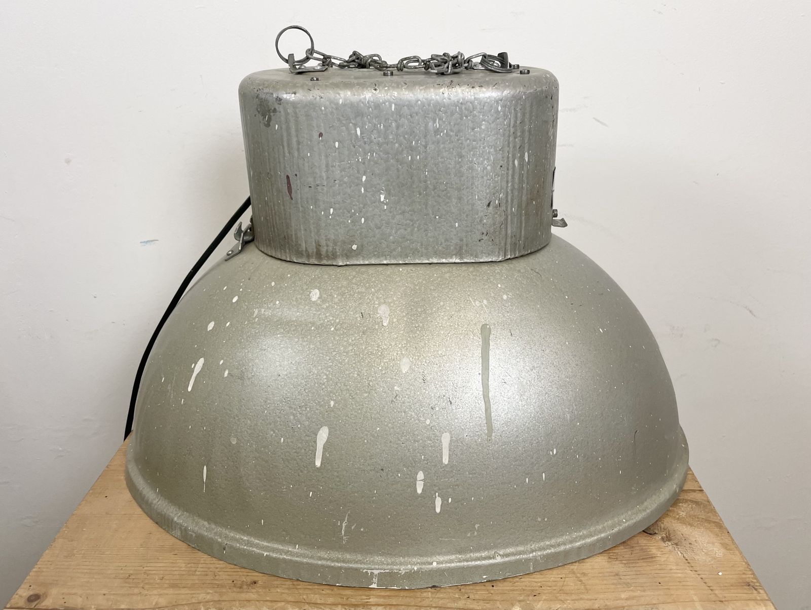 photo furniture Large Oval Industrial Polish Factory Pendant Lamp From Mesko, 1970s